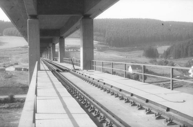Doppelstockbrücke WDR Digit
