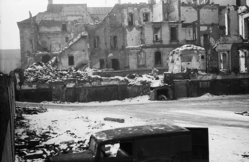 Haus in Trümmern - WDR Digit